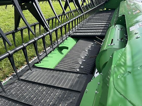 Image of John Deere RD35F equipment image 3
