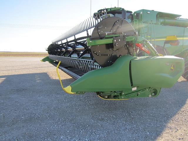 Image of John Deere RD35F equipment image 1