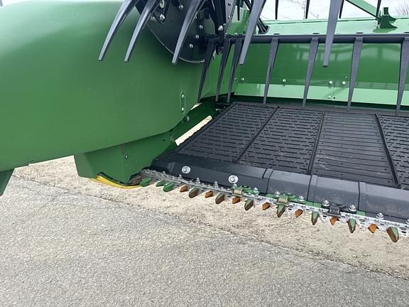 Image of John Deere RD35F equipment image 3