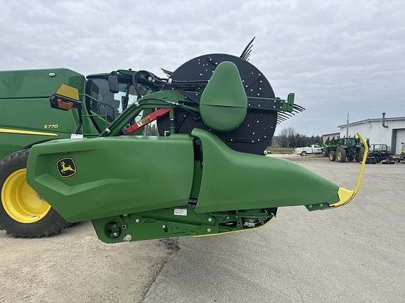 Image of John Deere RD35F equipment image 1