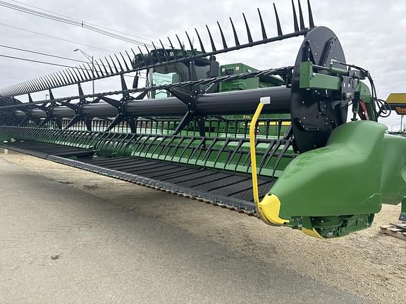 Image of John Deere RD35F Primary image