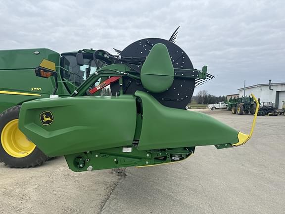 Image of John Deere RD35F Primary image