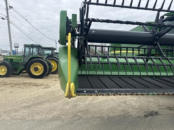 Image of John Deere RD35F equipment image 2