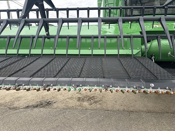 Image of John Deere RD35F equipment image 4