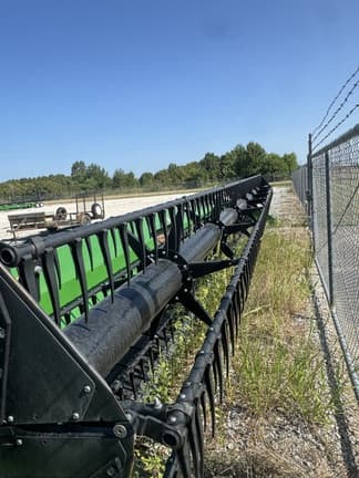 Image of John Deere RD35F Primary image