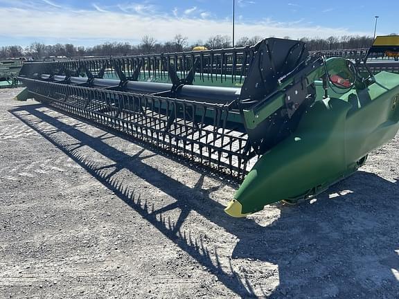 Image of John Deere RD35F equipment image 1