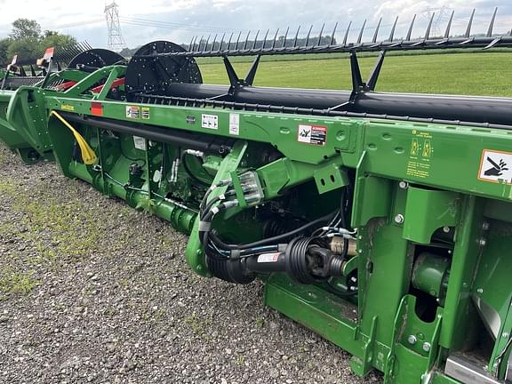 Image of John Deere RD35F equipment image 3