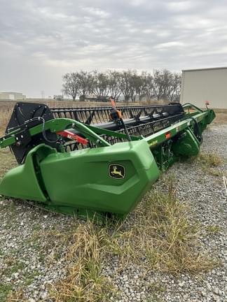 Image of John Deere RD35F equipment image 3