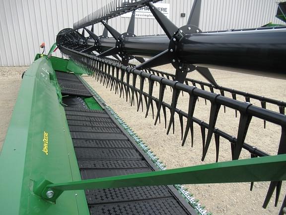 Image of John Deere RD35F equipment image 1