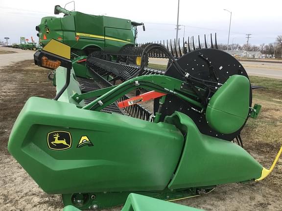 Image of John Deere RD35F equipment image 4