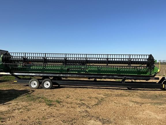 Image of John Deere RD35F equipment image 1
