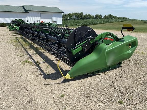 Image of John Deere RD35F Primary image
