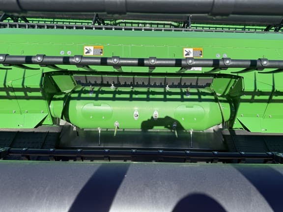 Image of John Deere RD35F equipment image 3