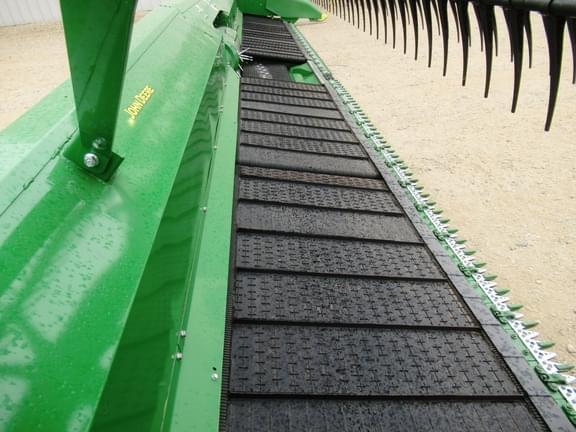 Image of John Deere RD35F equipment image 3