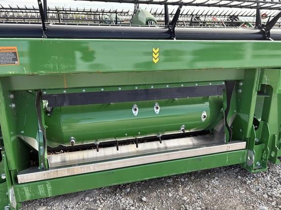 Image of John Deere RD35F equipment image 4