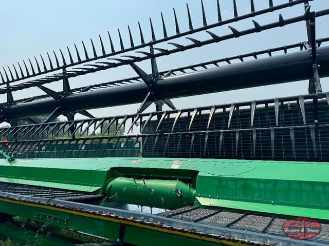 Image of John Deere RD35F equipment image 3