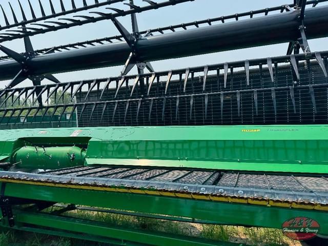 Image of John Deere RD35F equipment image 4