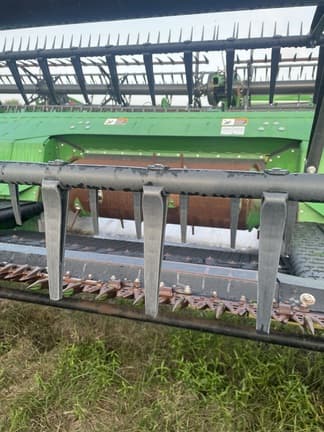 Image of John Deere RD35F equipment image 3