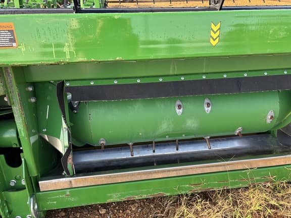 Image of John Deere RD35F equipment image 4