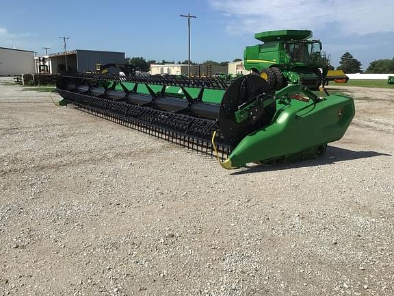 Image of John Deere RD35F equipment image 1