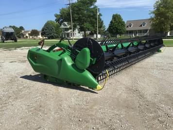 Main image John Deere RD35F