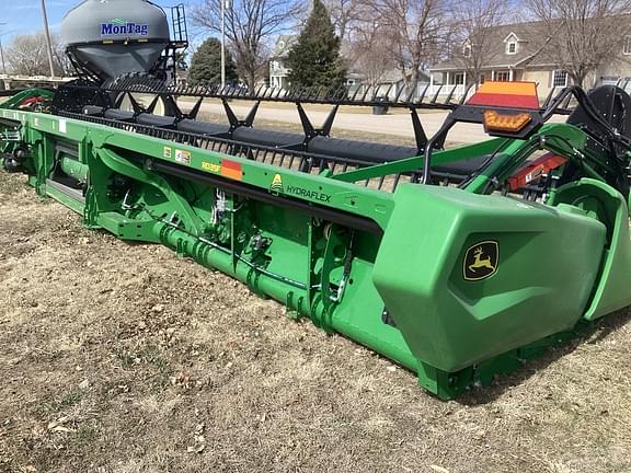 Image of John Deere RD35F equipment image 2