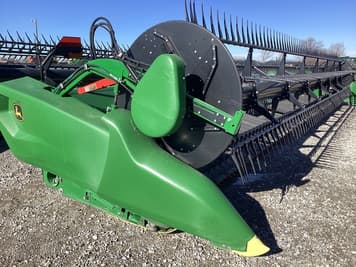 Main image John Deere RD35F