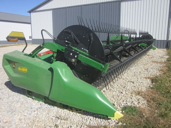 Main image John Deere RD40F