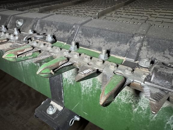 Image of John Deere RD40F equipment image 2