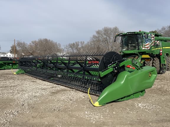 Image of John Deere RD40F Primary image