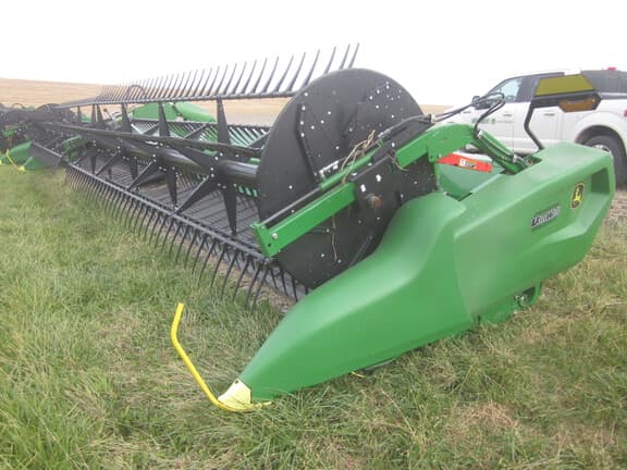 Image of John Deere RD40F equipment image 1