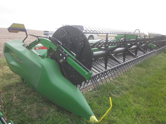 Image of John Deere RD40F equipment image 2