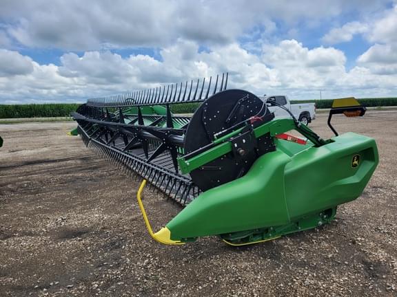 Image of John Deere RD40F Primary image