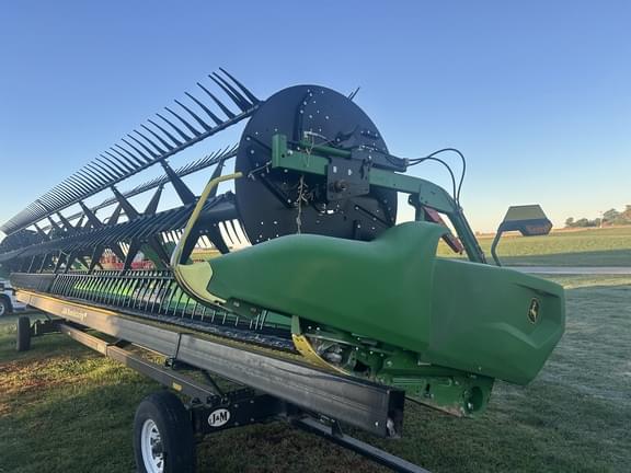 Image of John Deere RD40F Primary image