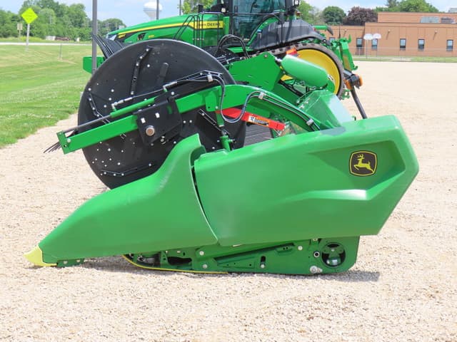 Image of John Deere RD40F equipment image 1