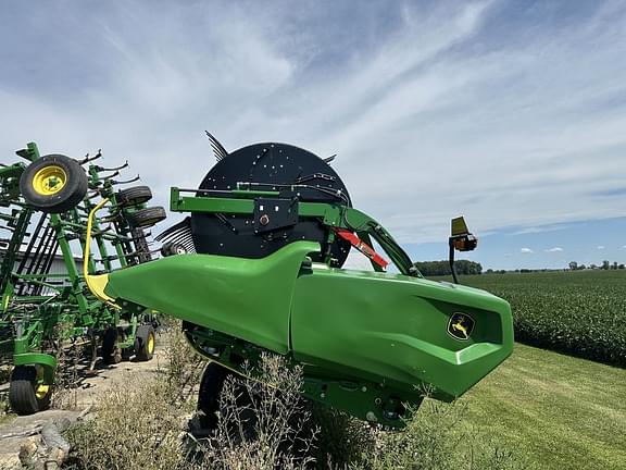 Image of John Deere RD40F Primary image