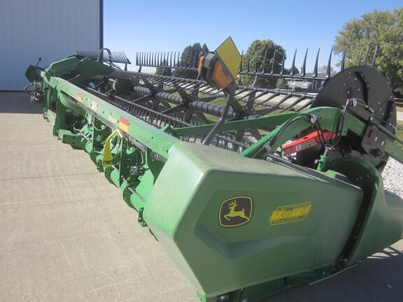 Image of John Deere RD40F equipment image 2