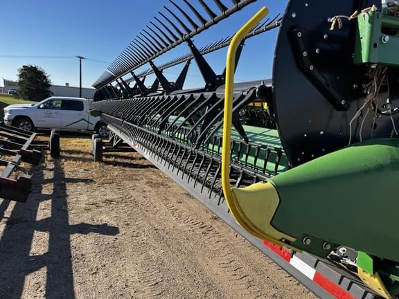 Image of John Deere RD40F Primary image