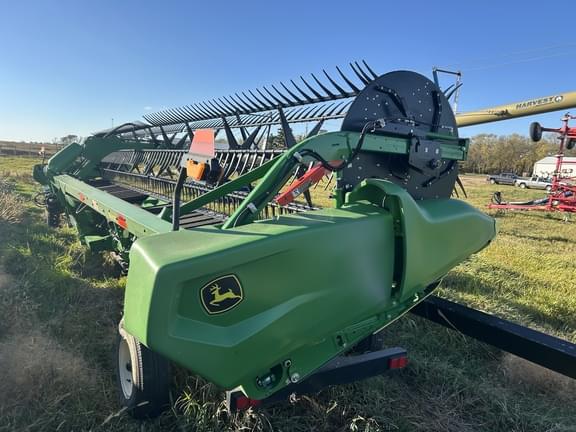 Image of John Deere RD40F equipment image 4