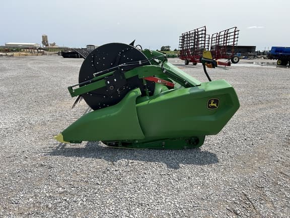 Image of John Deere RD40F equipment image 1