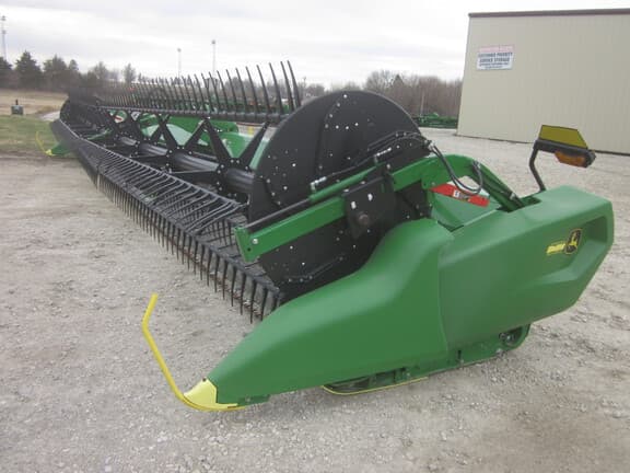 Image of John Deere RD40F equipment image 1