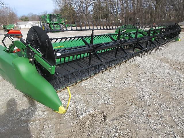 Image of John Deere RD40F equipment image 1