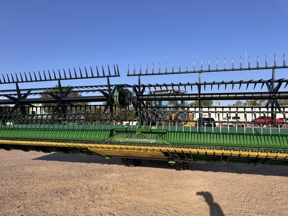 Image of John Deere RD40F equipment image 4