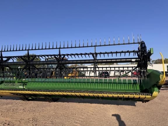 Image of John Deere RD40F equipment image 1