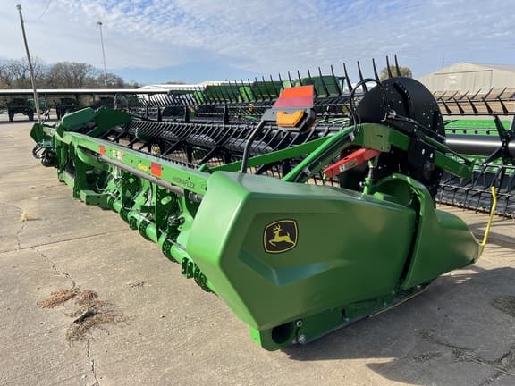 Image of John Deere RD40F equipment image 4