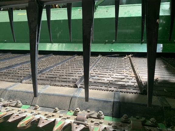 Image of John Deere RD40F equipment image 1