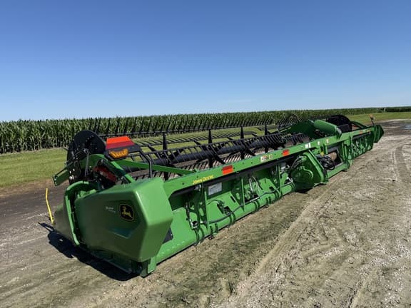 Image of John Deere RD40F equipment image 1