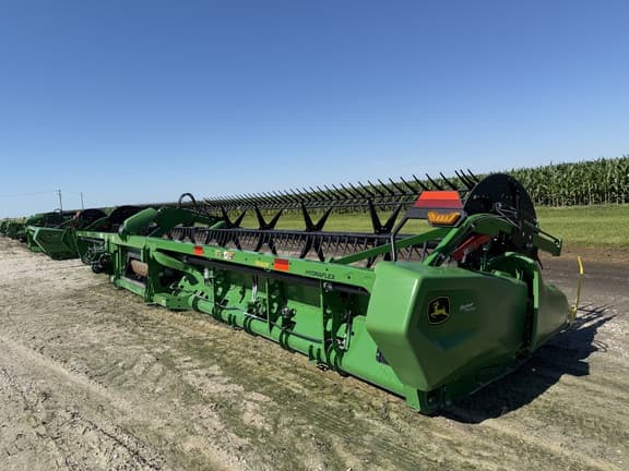 Image of John Deere RD40F equipment image 2