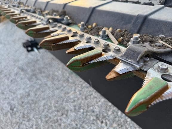 Image of John Deere RD40F equipment image 3