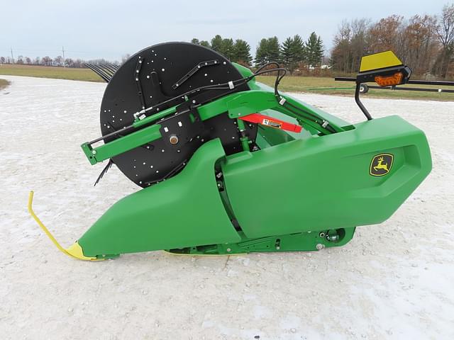 Image of John Deere RD40F equipment image 1